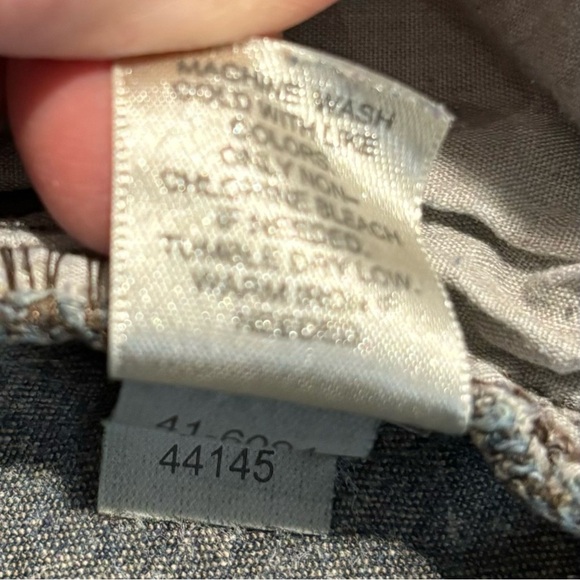 J JILL Sz 18 Straight Leg Mid Wash Stretch Made in Hong Kong High Rise Jeans - Picture 10 of 12